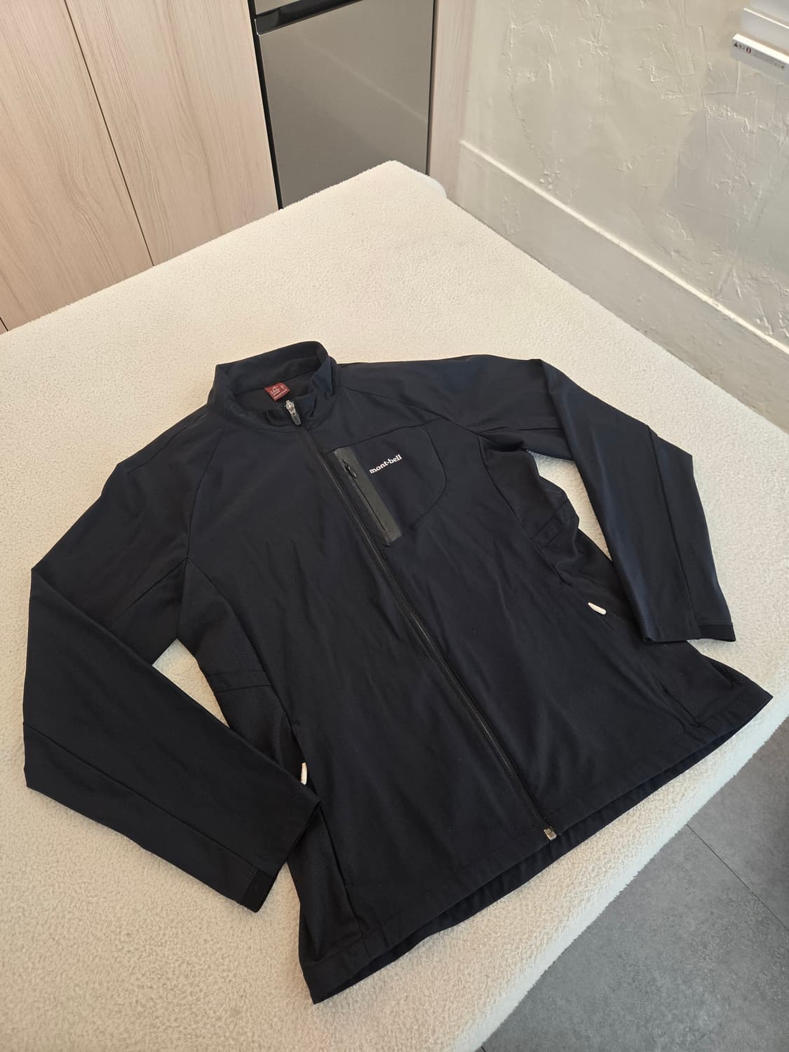 몽벨 검정색 소프트쉘 자켓 여성 L 상품이미지3