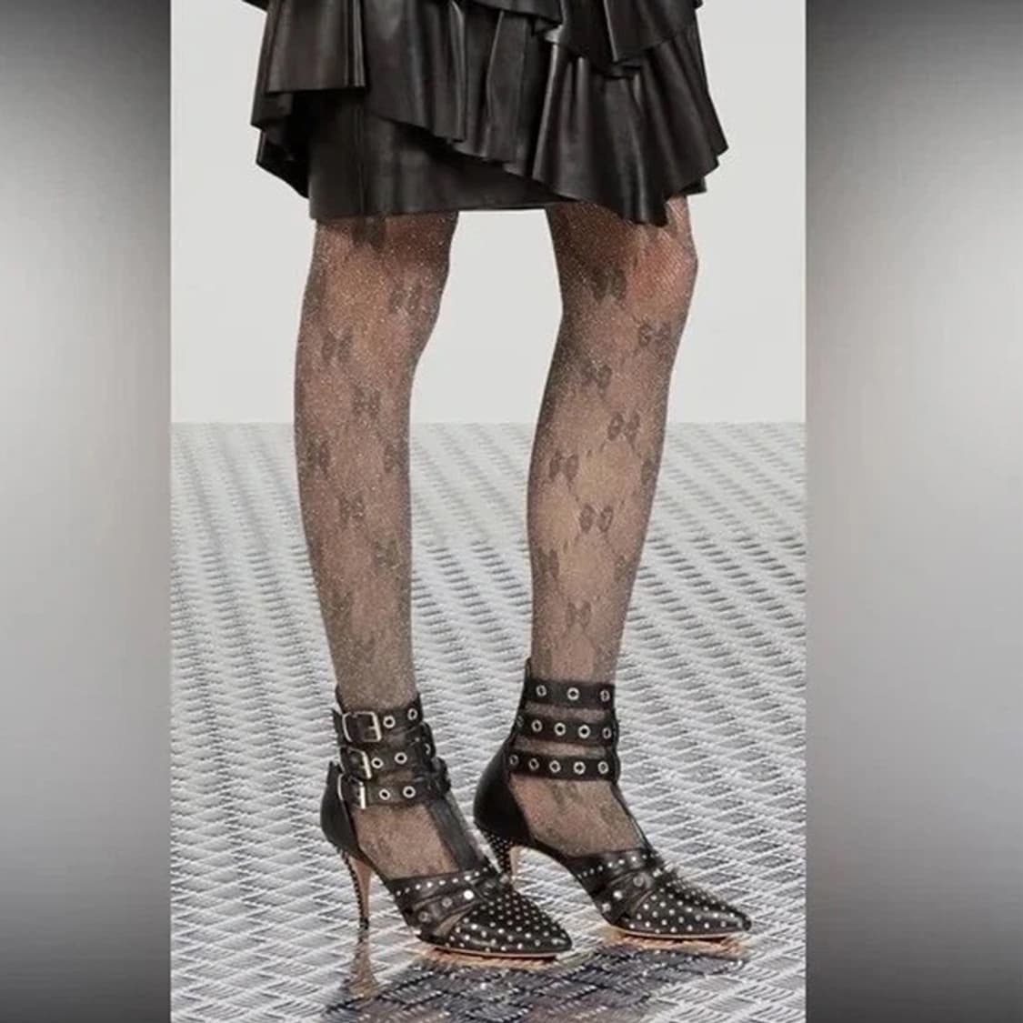 새상품 구찌 스타킹 GG 로고 타이트 스타킹 그레이 & 실버 컬러 상품이미지1