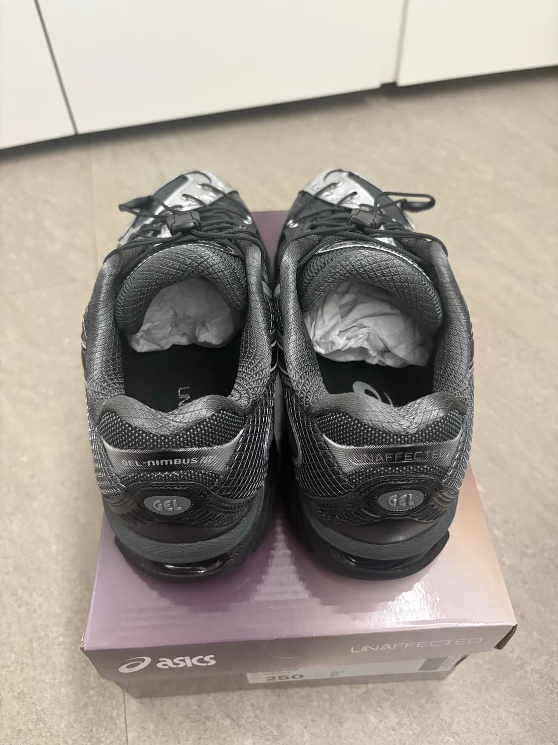 아식스 X 언어펙티드 젤-님버스 10.1 - 실버:블랙 새상품 상품이미지2