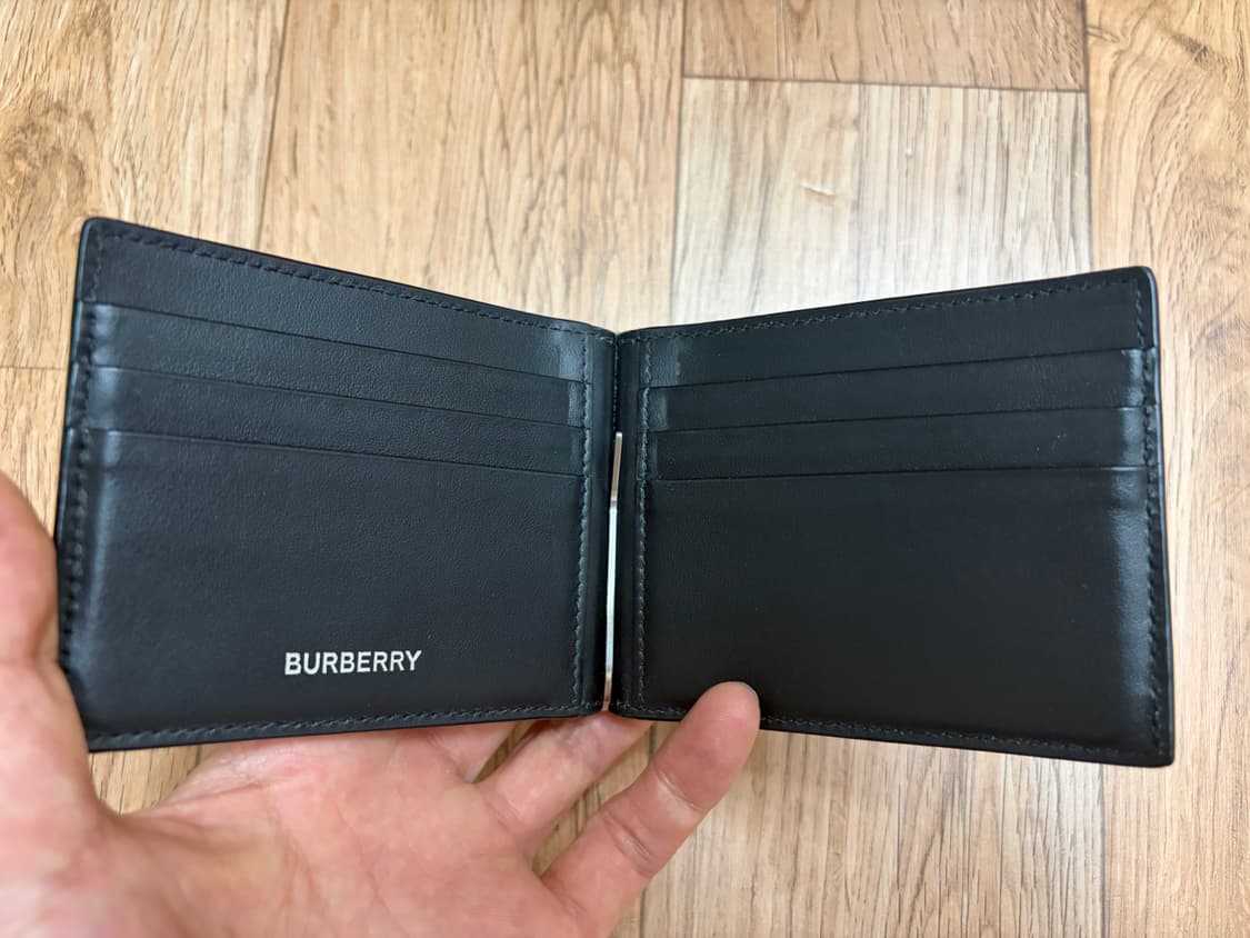 버버리 머니클립 상태좋은 중고 판매합니다 상품이미지7