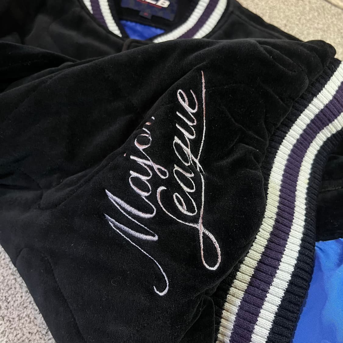 MLB 엠엘비 뉴욕양키스 벨벳 스타디움 자켓 상품이미지3