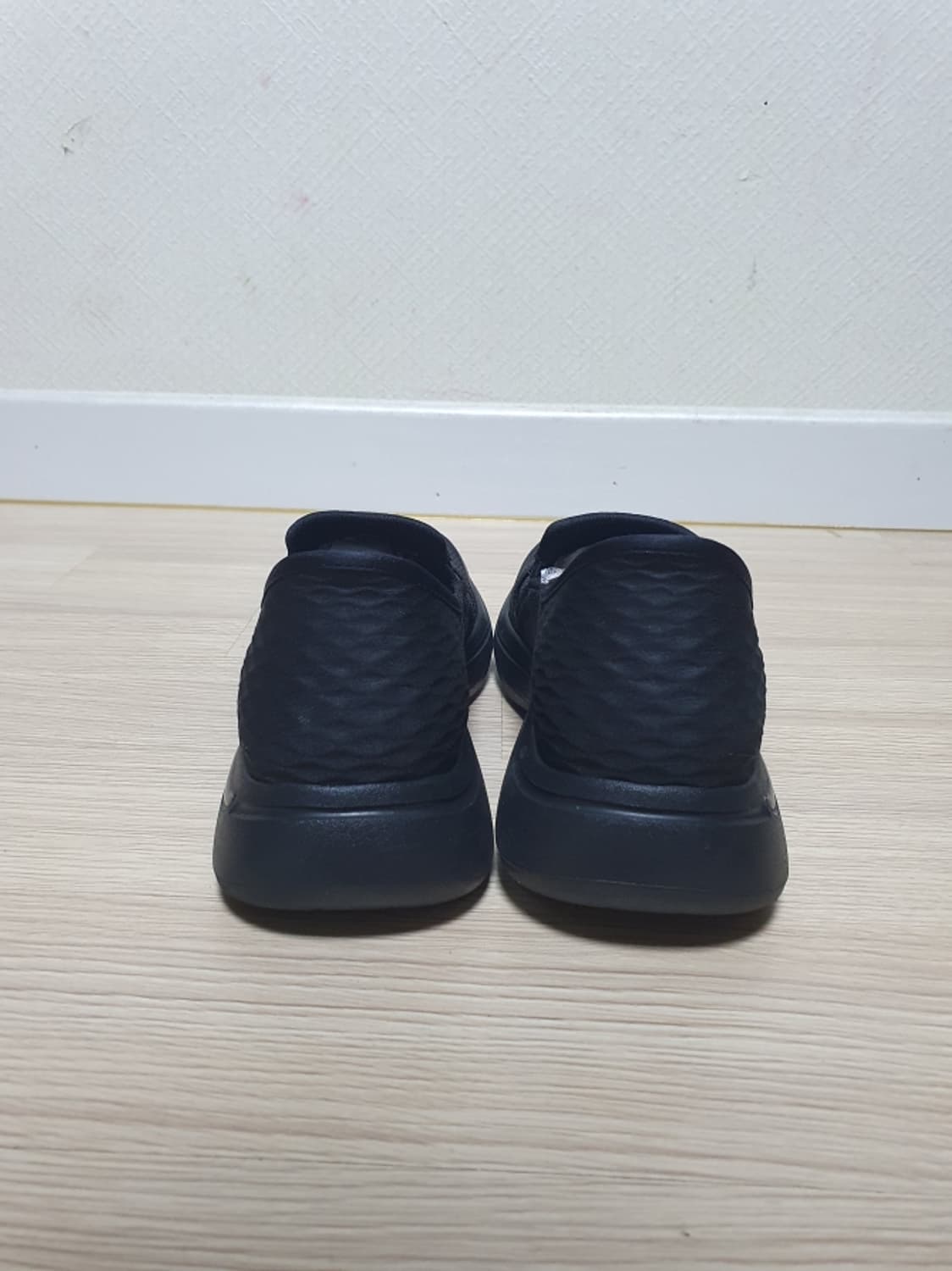 스케쳐스 고워크 아치핏 슬립온 250 상품이미지5