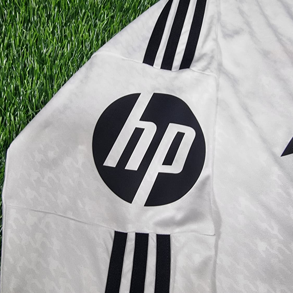 24-25시즌 레알 마드리드 홈 긴팔 유니폼 #10 모드리치 상품이미지6