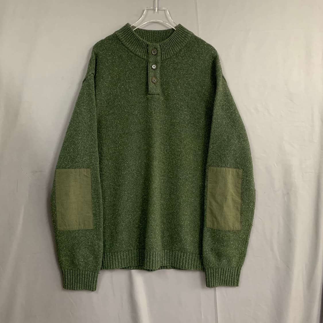 XL 시리즈 하프 버튼넥 엘보우 패치 실크 혼방 니트 상품이미지2