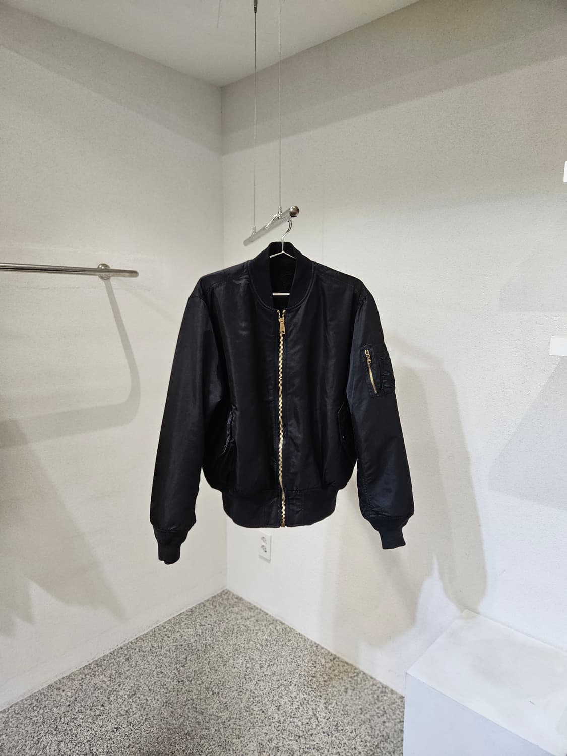 알파인더스트리x디네댓 콜라보 MA-1 항공점퍼 상품이미지1