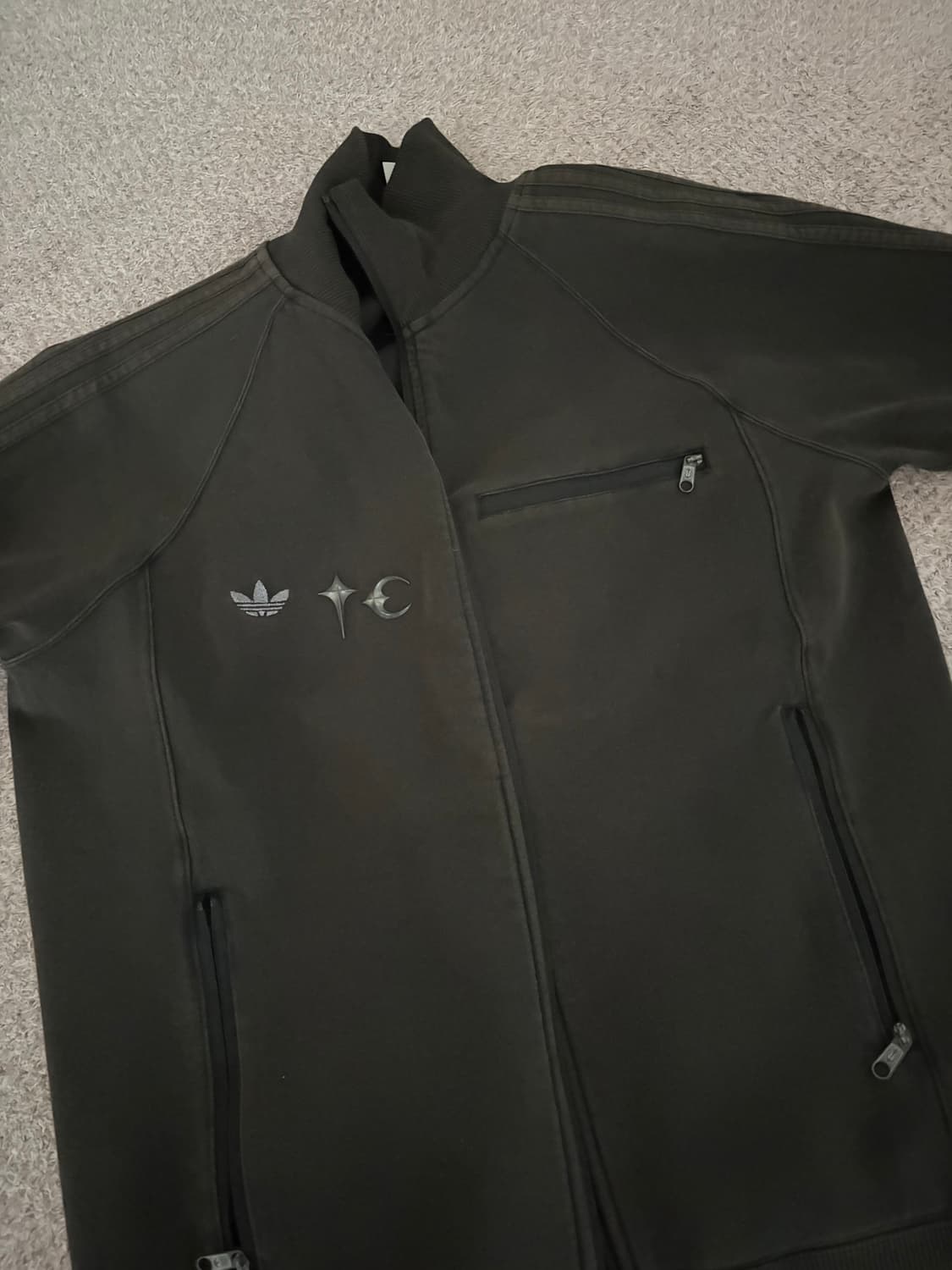 아디다스 떠그클럽 트랙탑 블랙 L 사이즈 상품이미지2