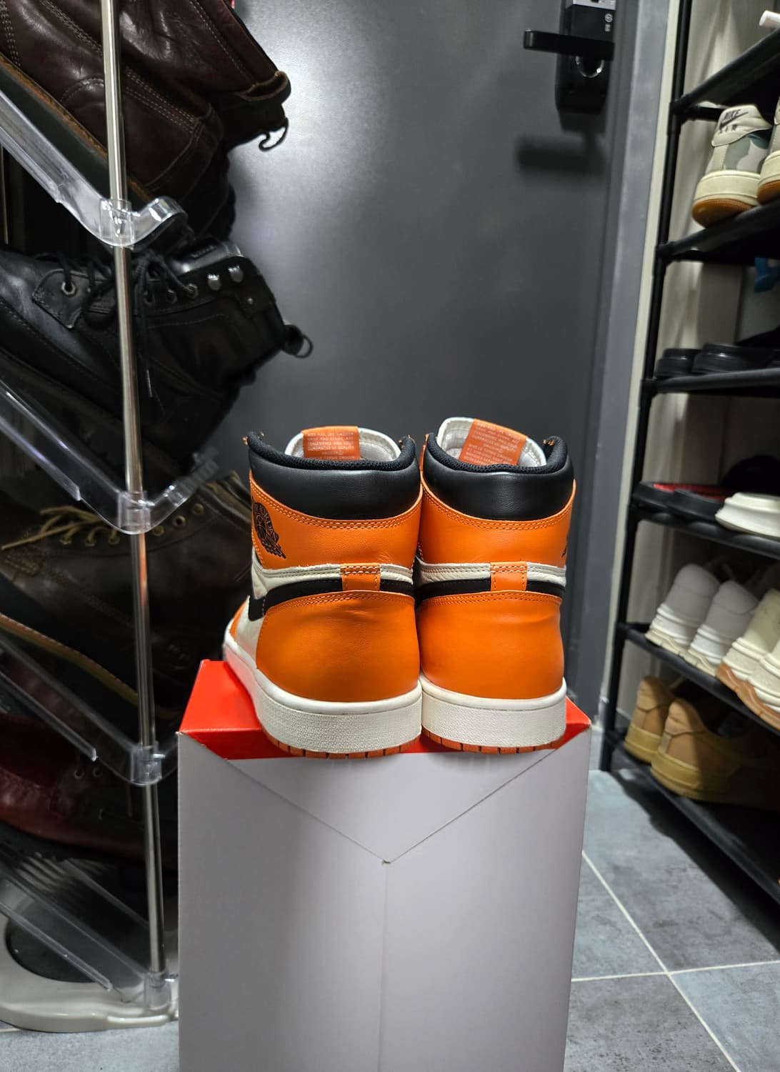 조던1 리버스 쉐터드 백보드 275 상품이미지2