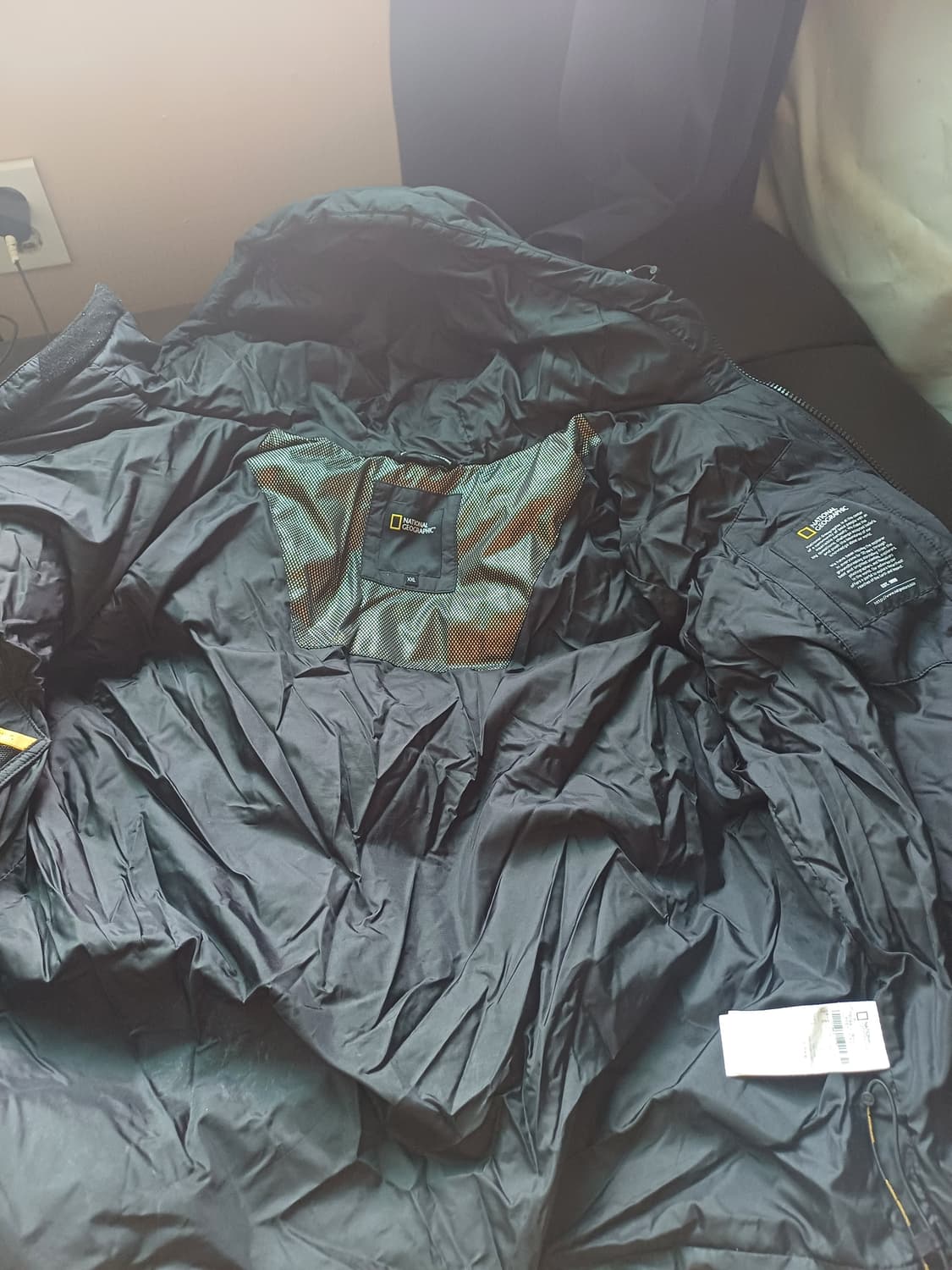 네셔널지오그래픽 구스다운 패딩 블랙 xxl 상품이미지3