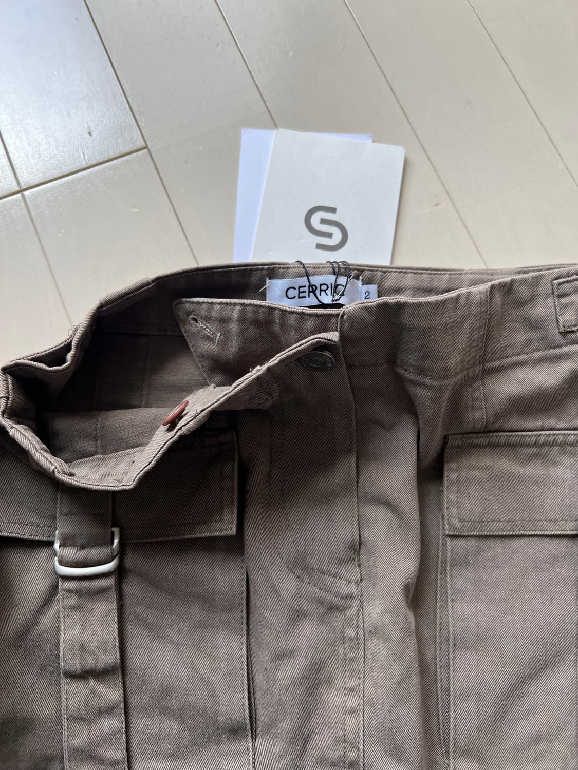 Cerric 23 fw skirt 세릭 카키 스커트 상품이미지6