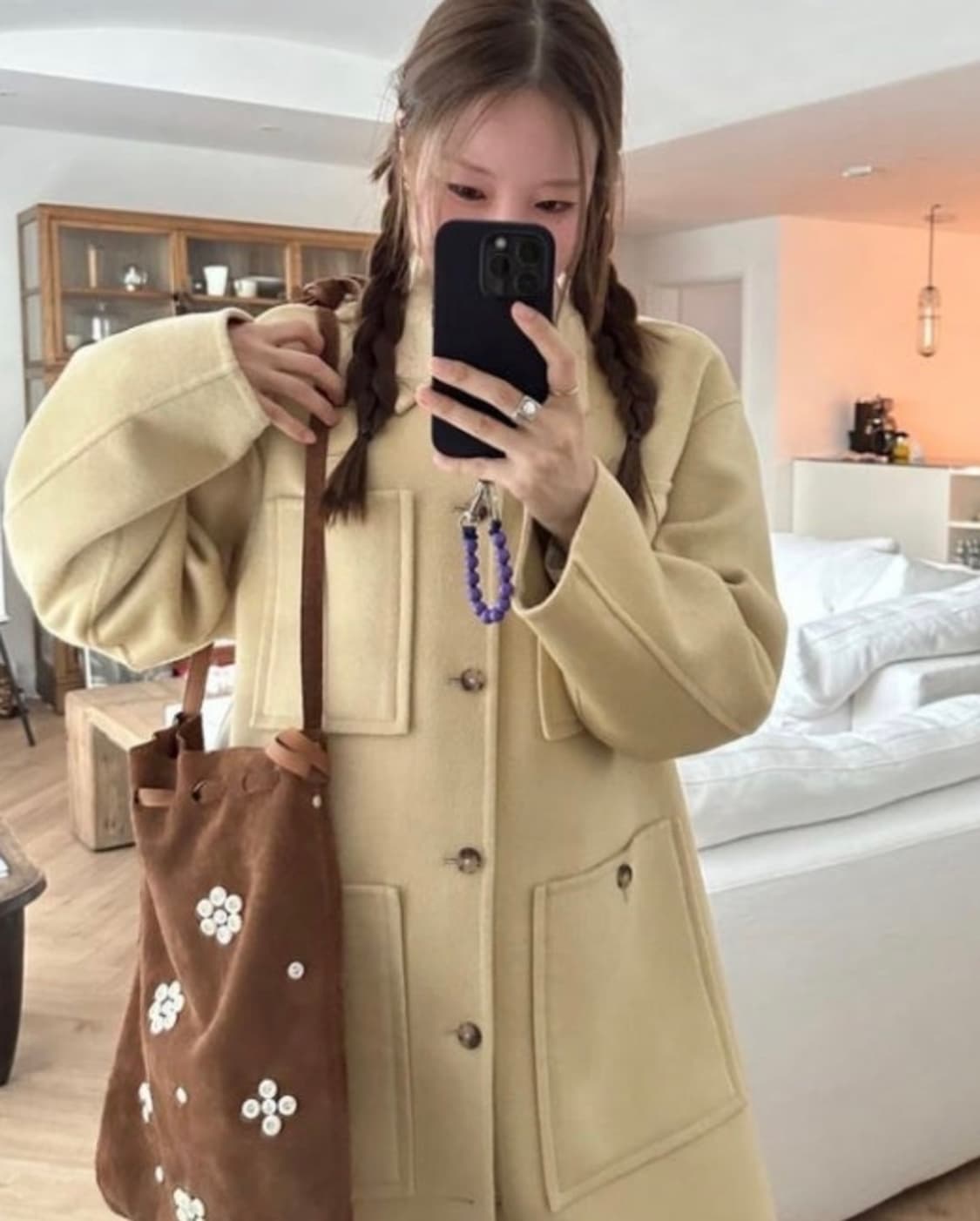 BODE 보디 스웨이드 플라워 숄더백 Bode Pearly Cinched 상품이미지2