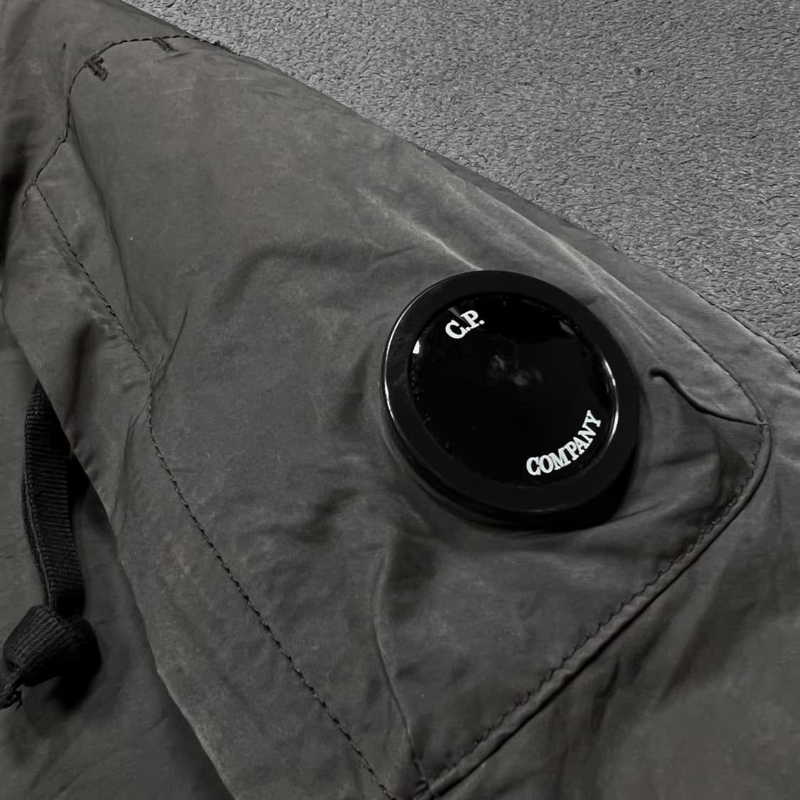 CP컴퍼니 버머 봄버 패딩 자켓 상품이미지4