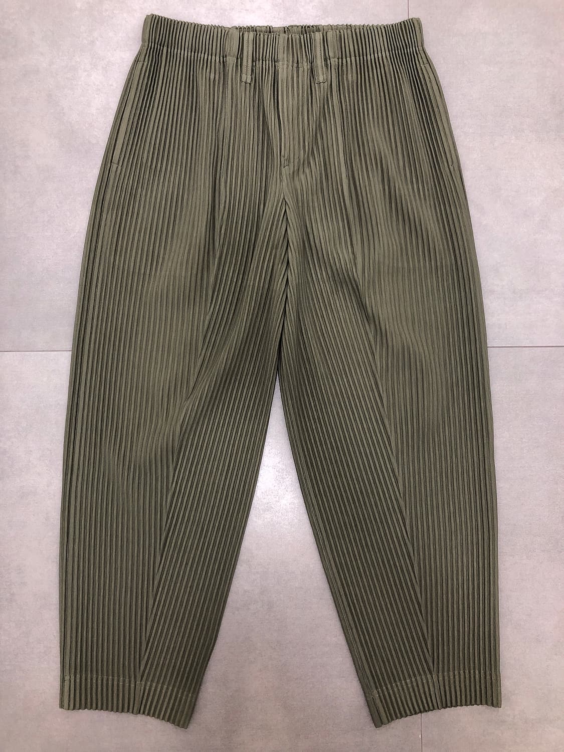 옴므플리세 이세이미야케 플리츠 팬츠 3 상품이미지1