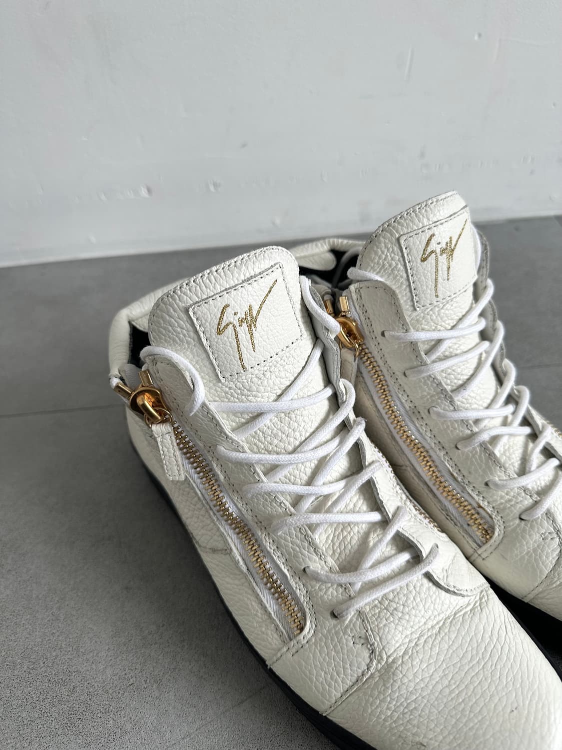 쥬세페자노티 오피움 사이드지퍼 레더 하이탑 상품이미지5