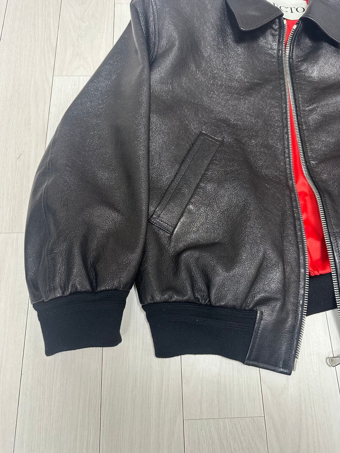 렉토24fw 벤고트 에폴렛 레더 자켓 상품이미지3