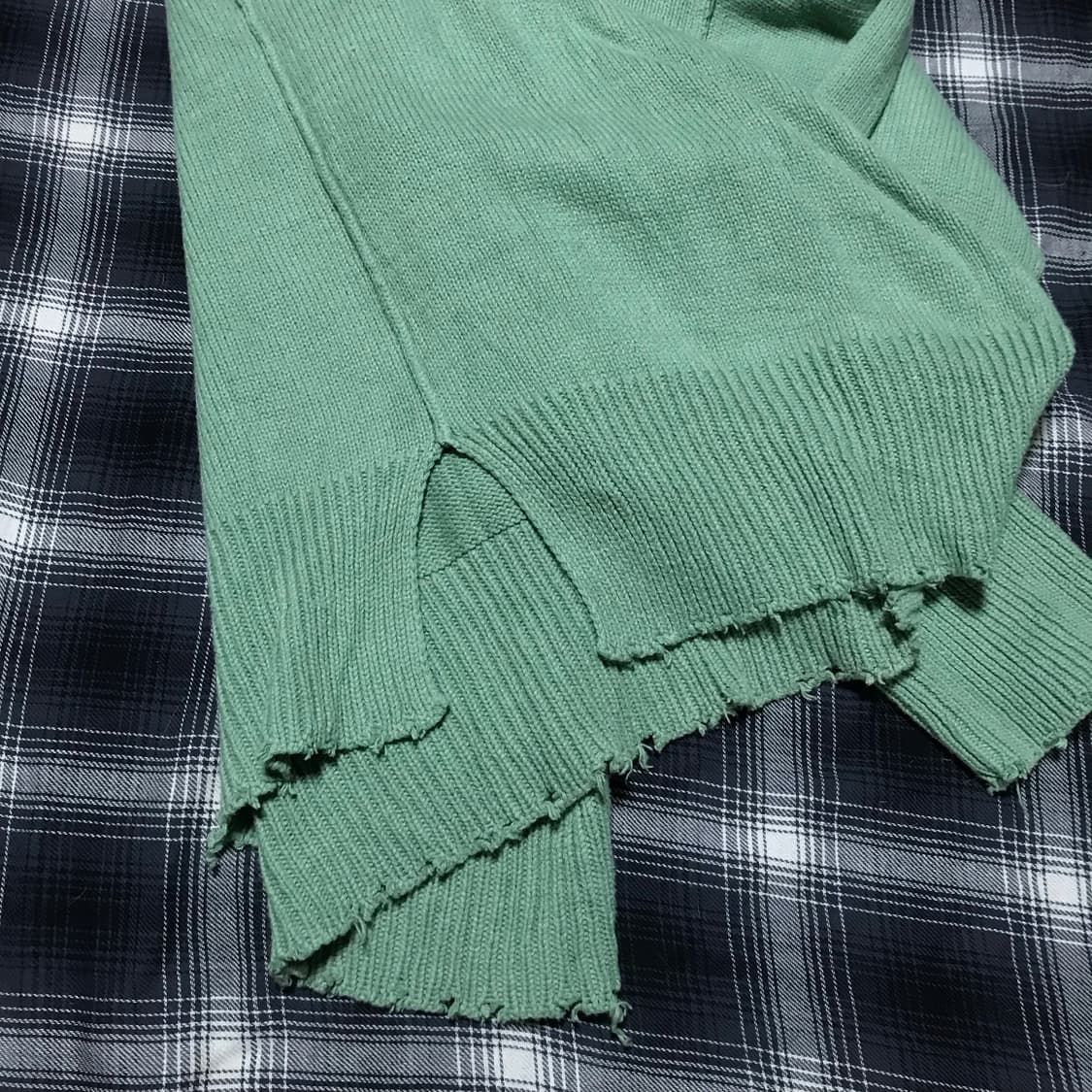 재팬 디스트레드 디자인 헤비 울 니트 그린 상품이미지6