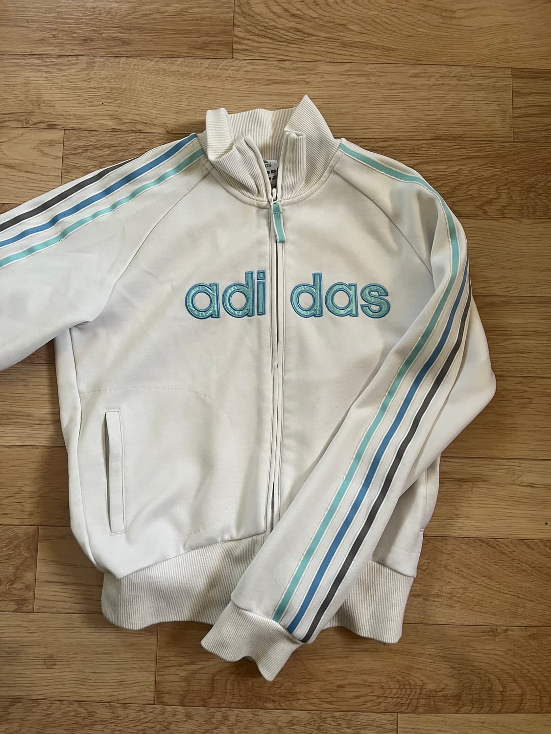 아디다스 빈티지 집업 S (20일까지 구매가능함) 상품이미지3