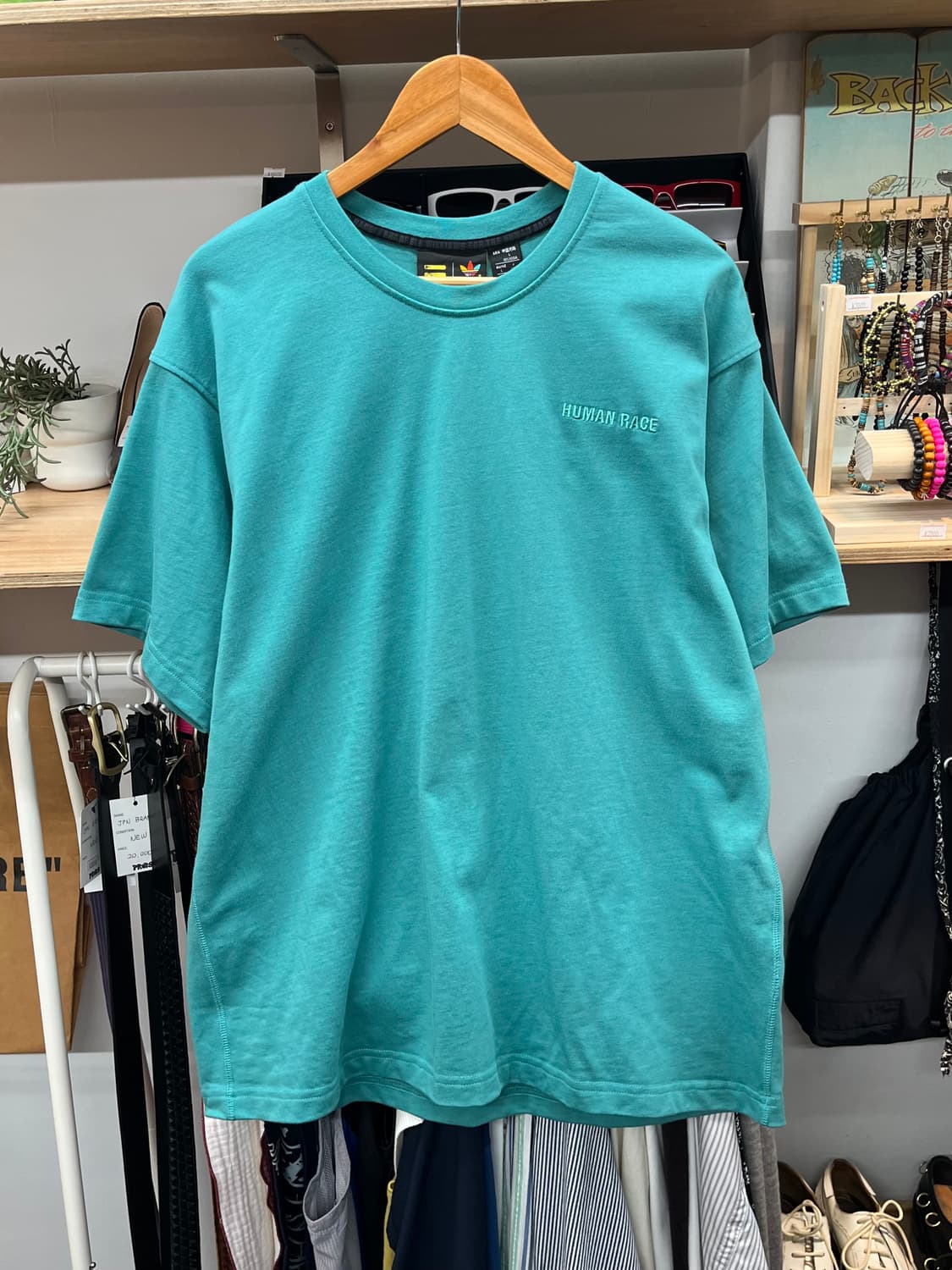 [105] 아디다스 휴먼레이스 반팔티 L 상품이미지1