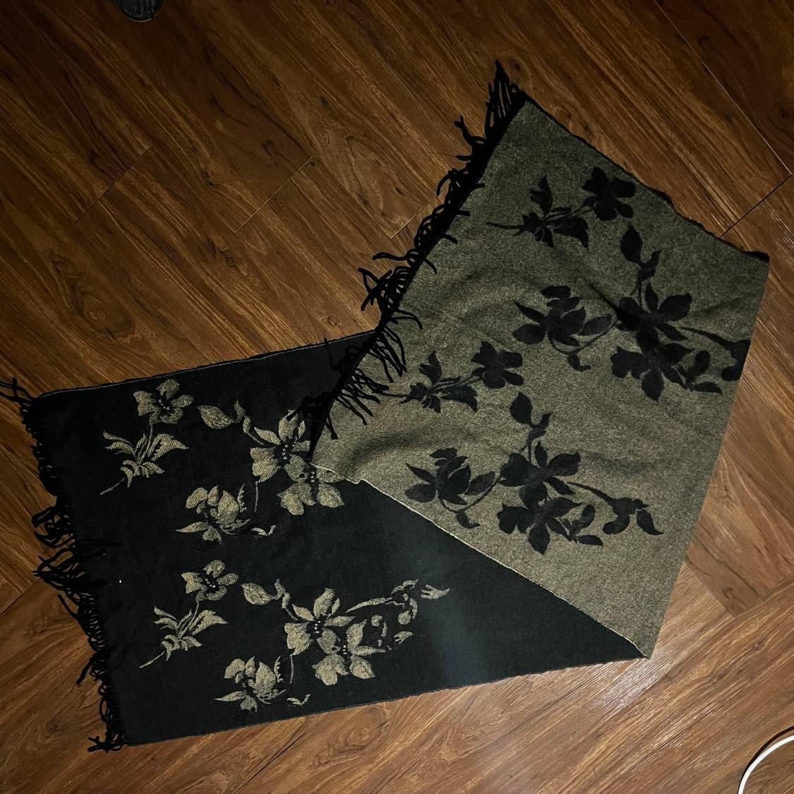 Vintage Cashmere Wool Shawl Scarf 상품이미지1