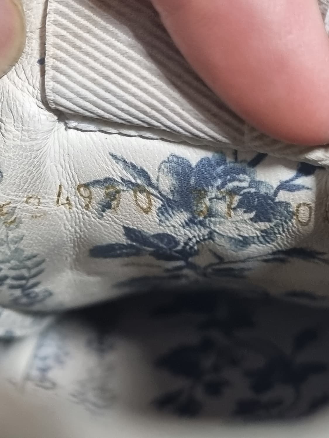 구찌 여성 라이톤 글리터 스니커즈  상품이미지4