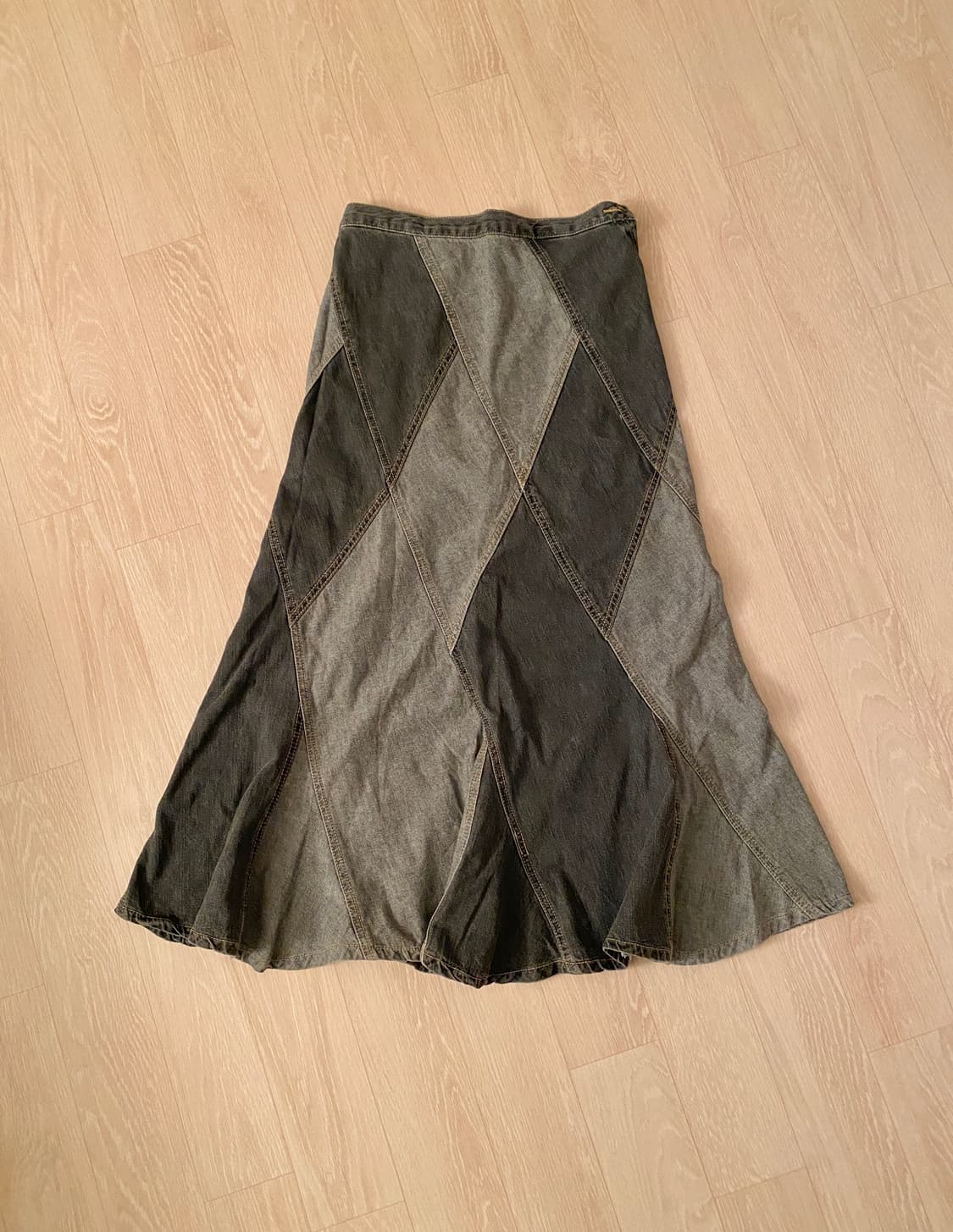 Patchwork Denim Flare Banded Long Skirt 상품이미지1