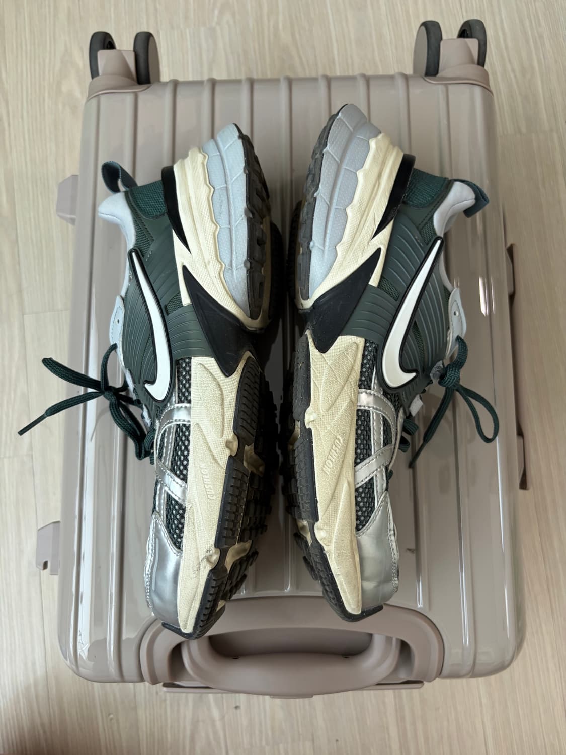 나이키 V2K 런 다크 그린 실버 275 상품이미지5