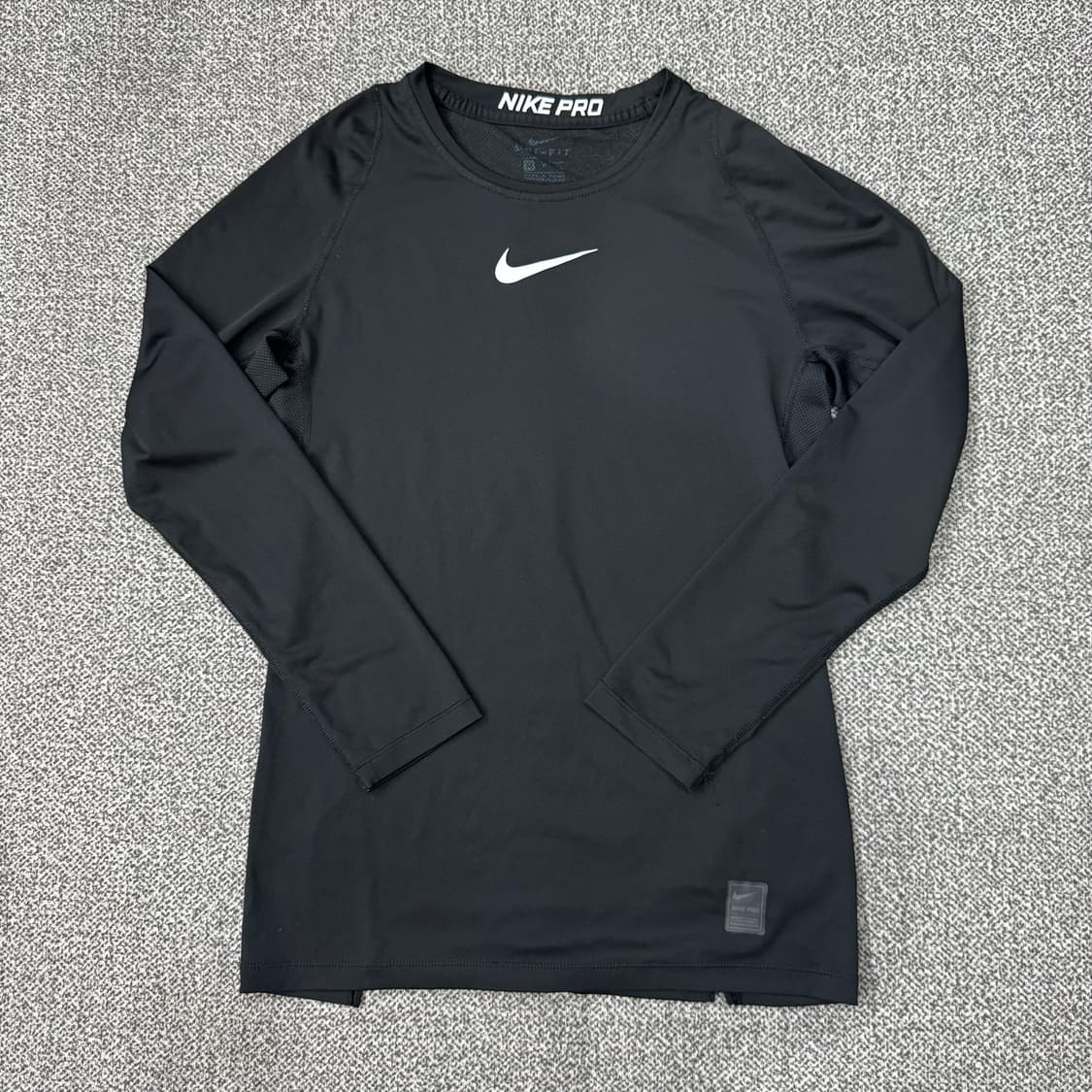 나이키 프로 드라이핏 기능성 긴팔 상품이미지1