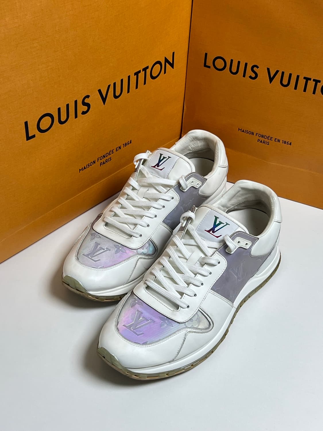 [정품] 270 / 루이비통 런어웨이 스니커즈 8 size 상품이미지1