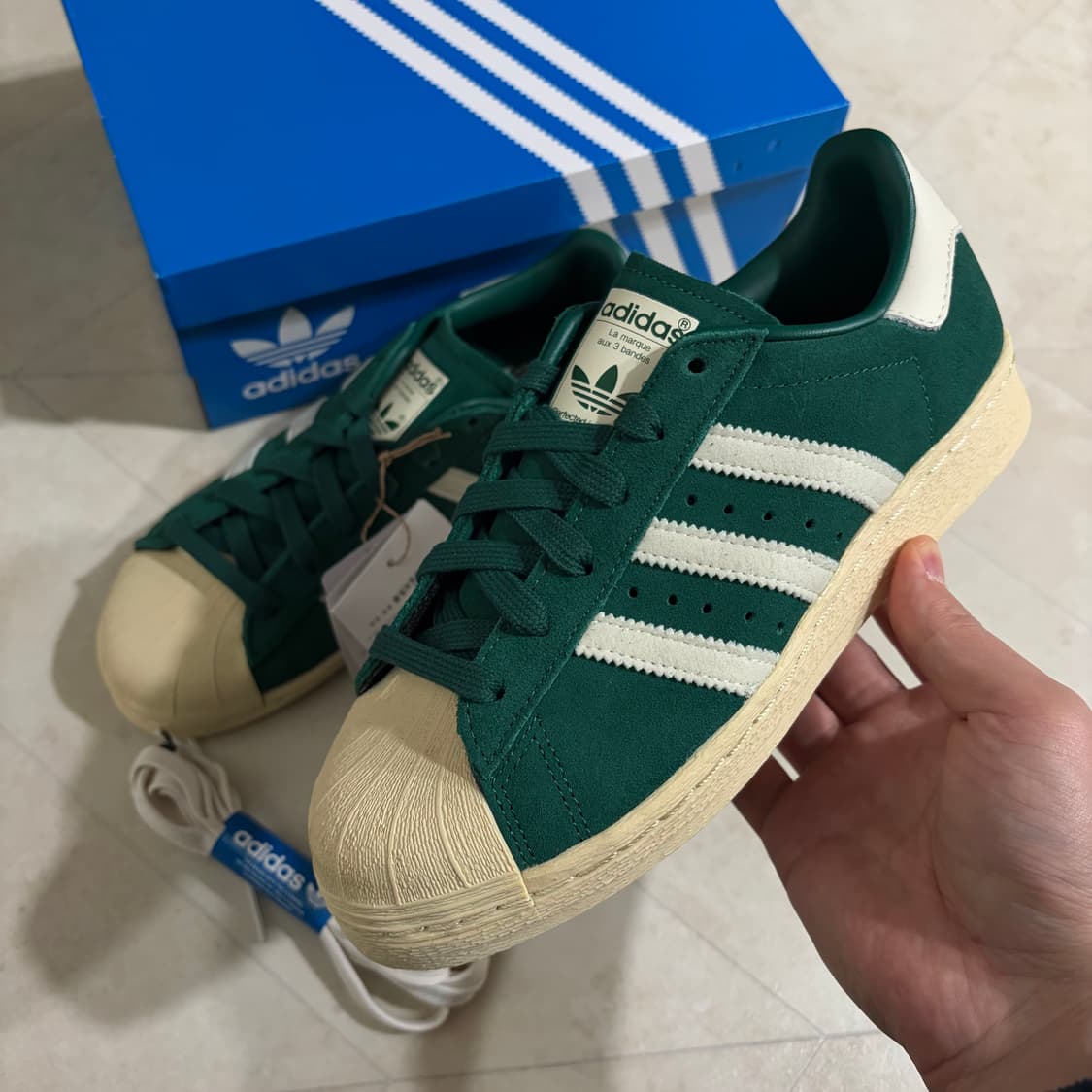 [새상품]아디다스 슈퍼스타 82 그린 오프 화이트 230,235 상품이미지2