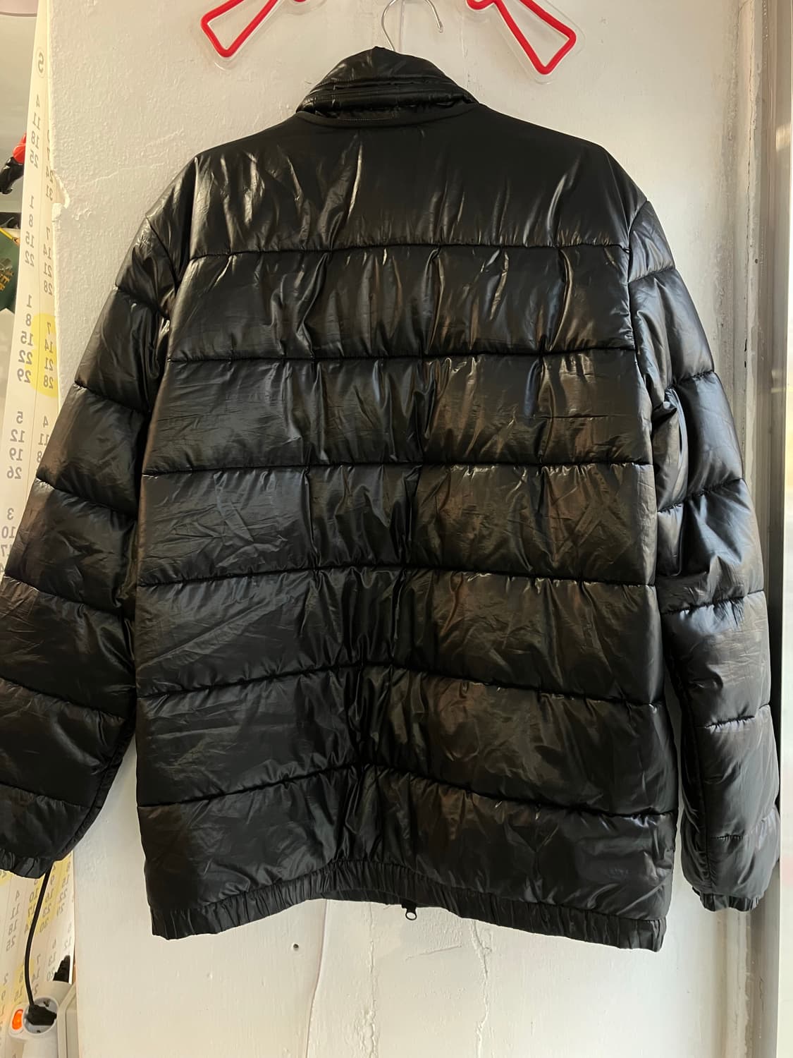 나이키 조던 유광 패딩 M 상품이미지7