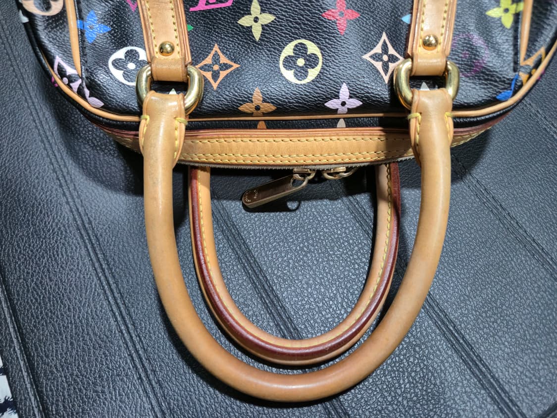 루이비통 블랙 프리실라 토트백 상품이미지4