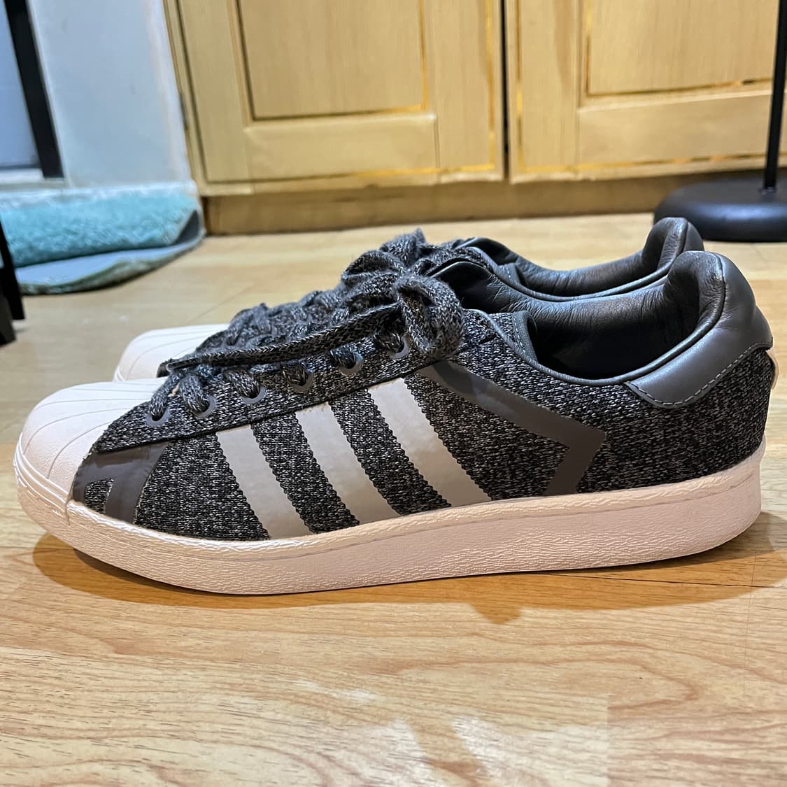 (285mm) 아디다스 슈퍼스타 X 화이트 마운티니어링 부스트 상품이미지2