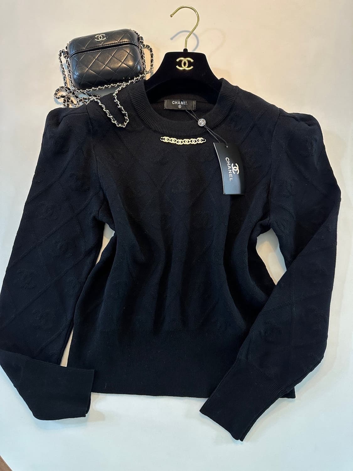 (새상품)샤넬장식니트 상품이미지4