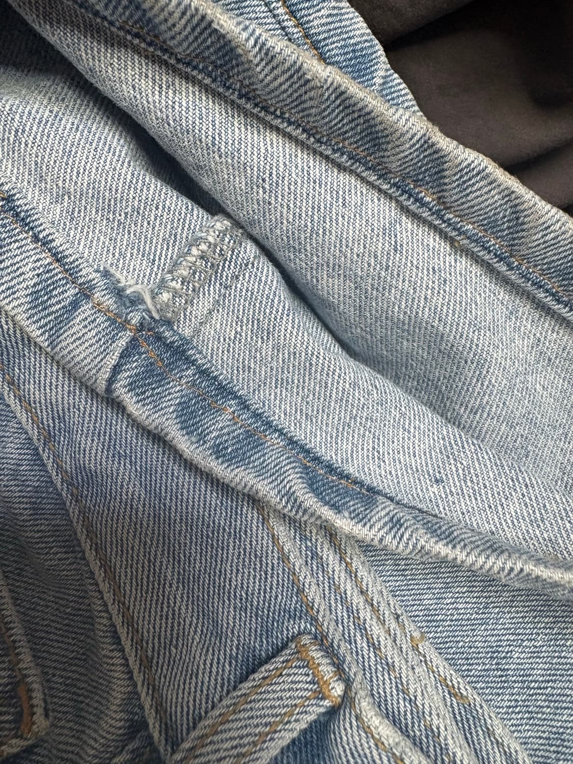 SIGNATURE LOGO DESTROYED DENIM LIGHT BLU 상품이미지4