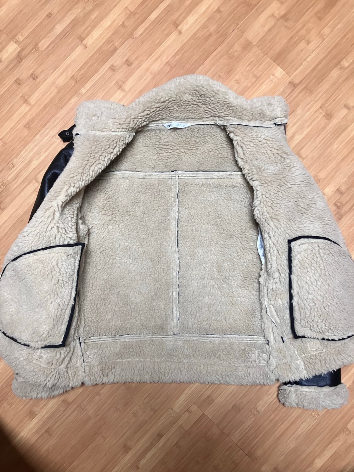 자라 무스탕 m 상품이미지4