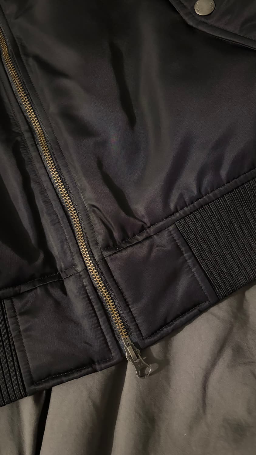 이에이 POUCH BOMBER JACKET Black 상품이미지5