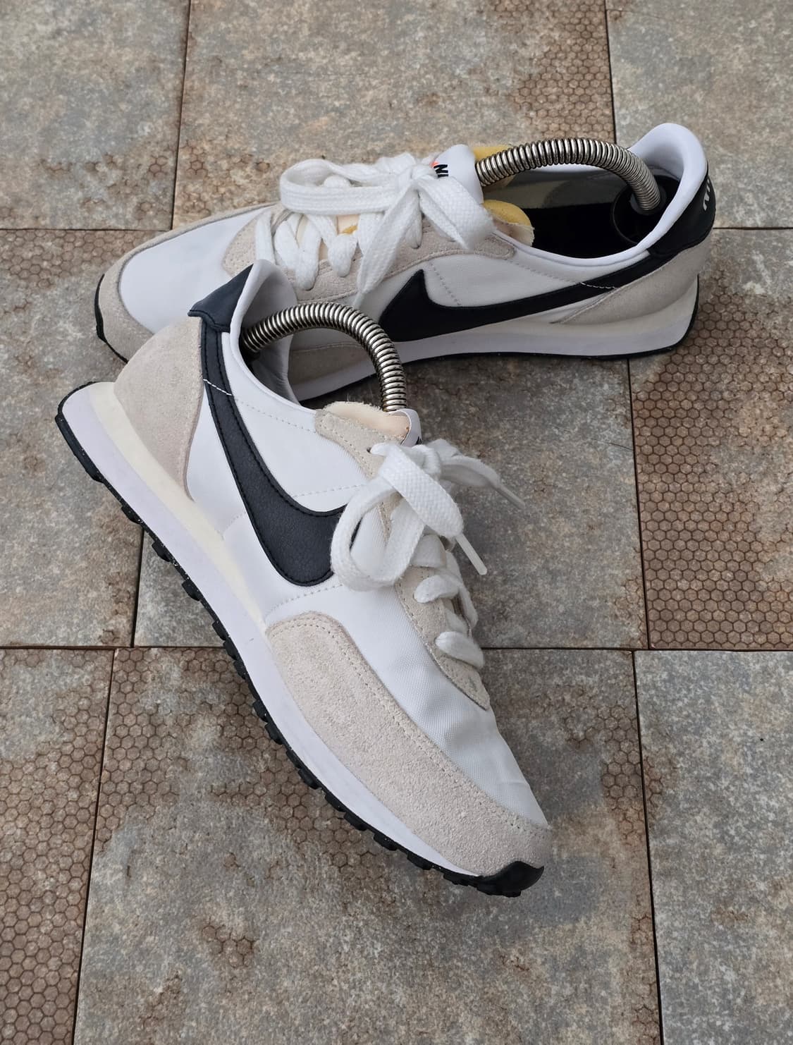 (235)나이키 와플 트레이너 2 흰검  상품이미지5