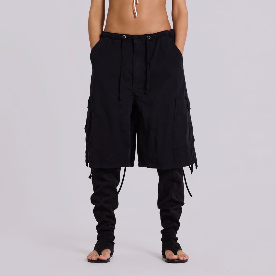 jadedlondon 제이디드런던 파라슈트 카고 쇼츠 블랙 상품이미지3