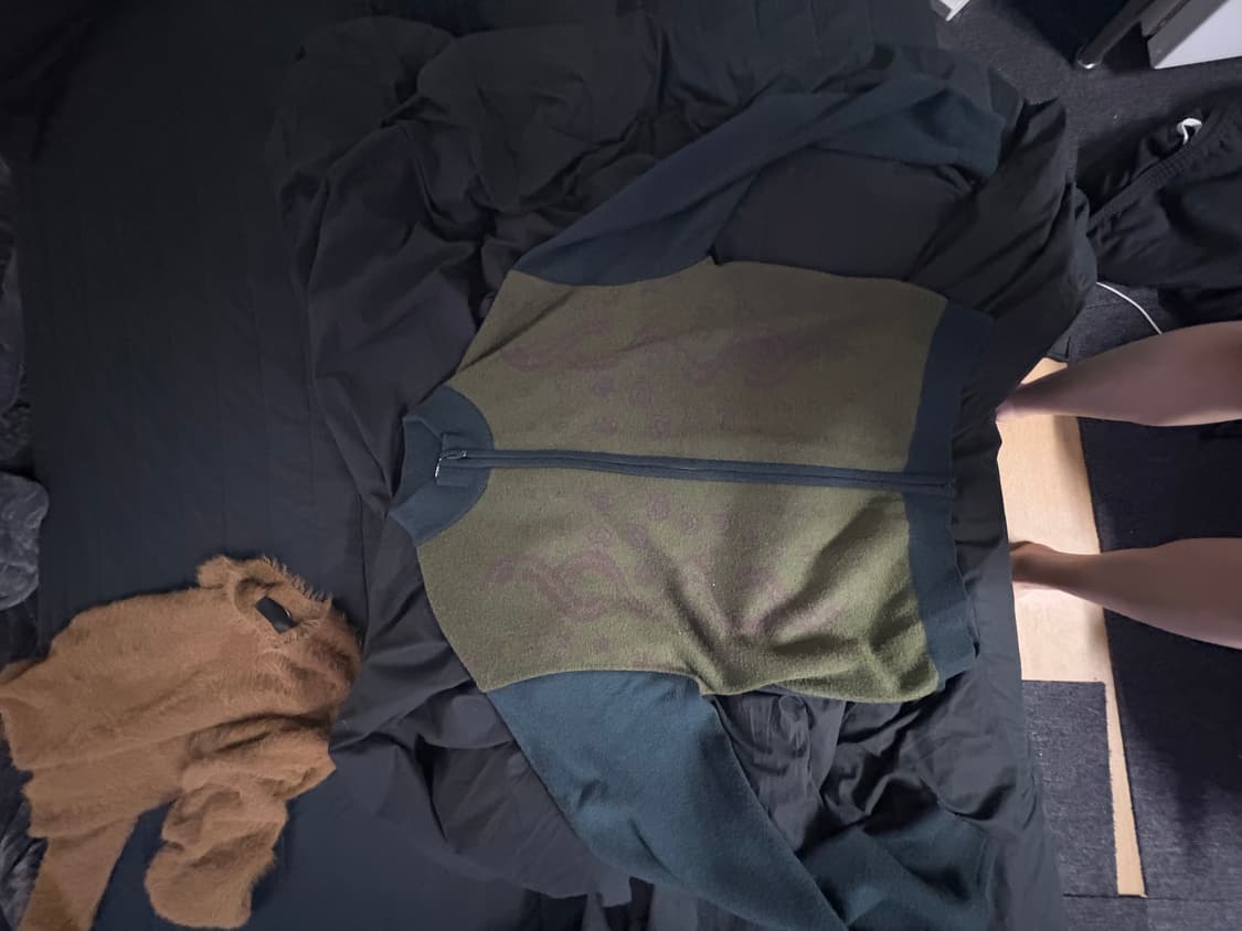 혜인서 그래픽 니트 집업 상품이미지4