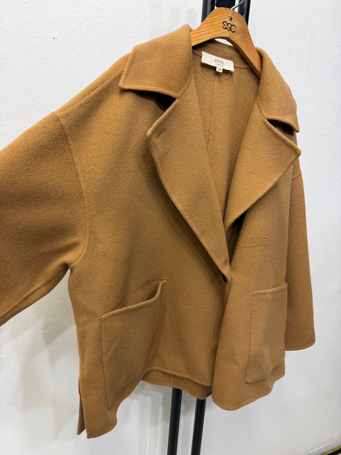 정품) 아떼바네사브루노 24ss  루즈핏 캐시미어 하프 코트 38  상품이미지2