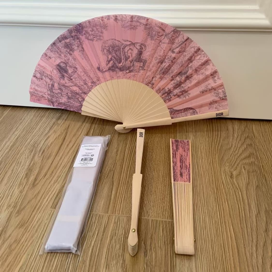 디올뷰티 리비에라 부채 핑크 디올 기프트 상품이미지3