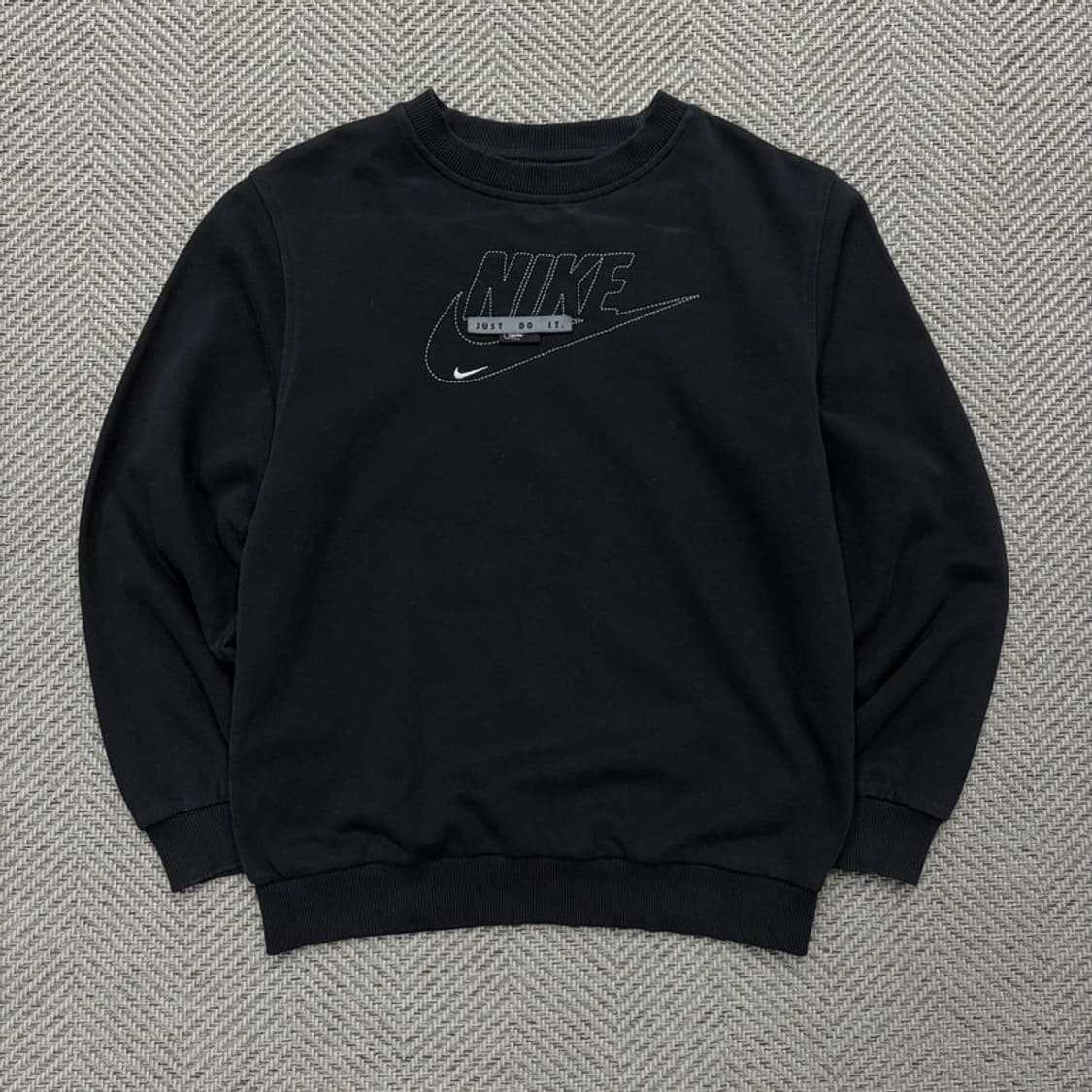 나이키 로고 스티치 맨투맨 v2010 상품이미지1