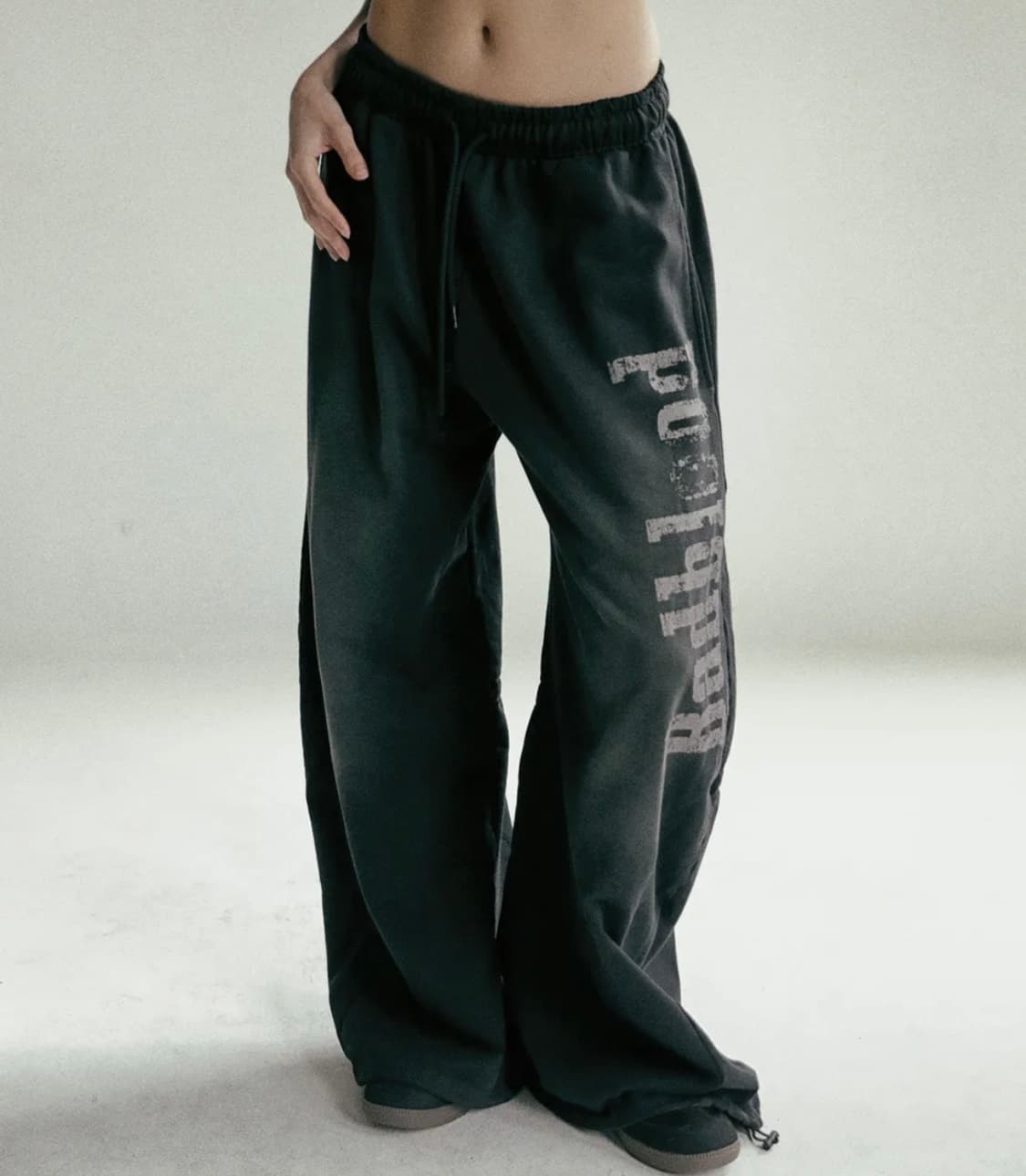 배드블러드 선 페이디드2 조거팬츠 블랙 s 상품이미지1