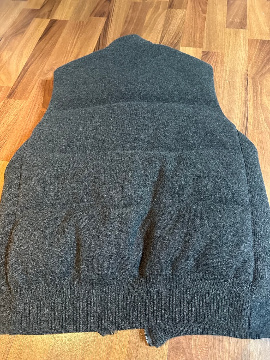 타임옴므 캐시미어 패딩조끼 105사이즈 팝니다 상품이미지2