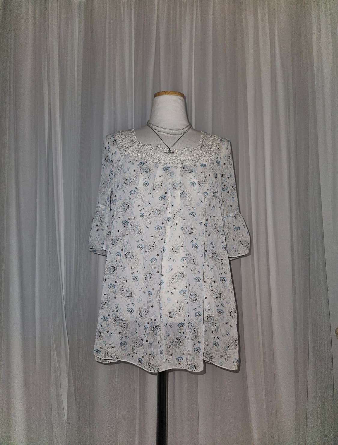 klein plus 화이트 플라워가든 레이스 블라우스 상품이미지1