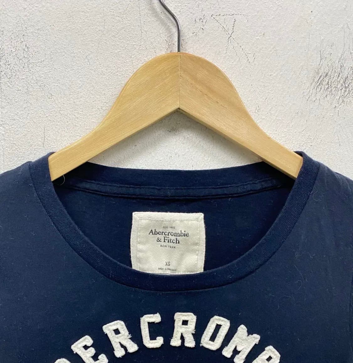 아베크롬비 Y2K 슬림핏 네이비 티셔츠 XS 상품이미지6
