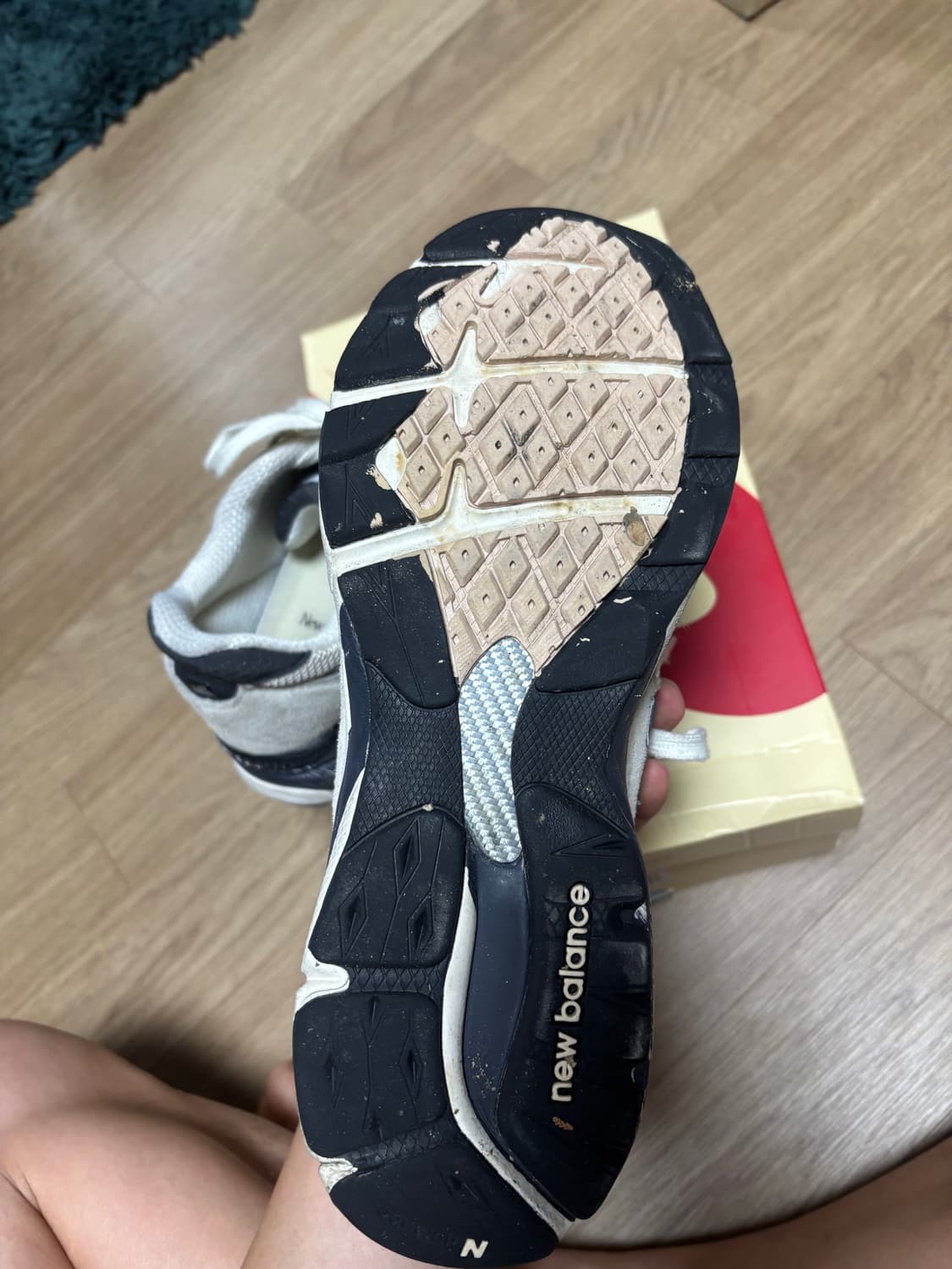 뉴발란스 990 V3(문빔 마카다미아 넛) 상품이미지5