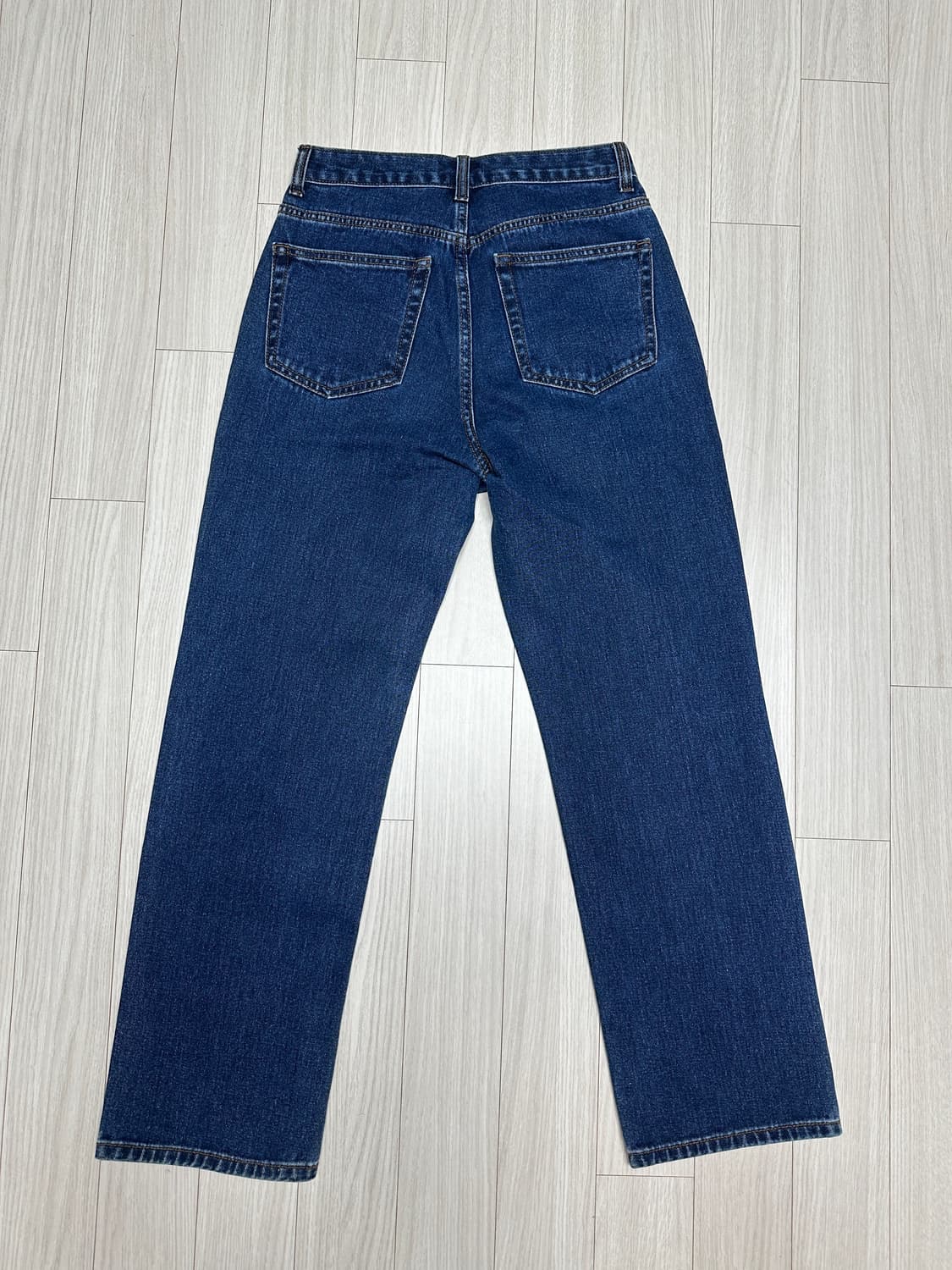 [28] 무신사 스탠다드 스트레이트 데님 미디엄 인디고 상품이미지2