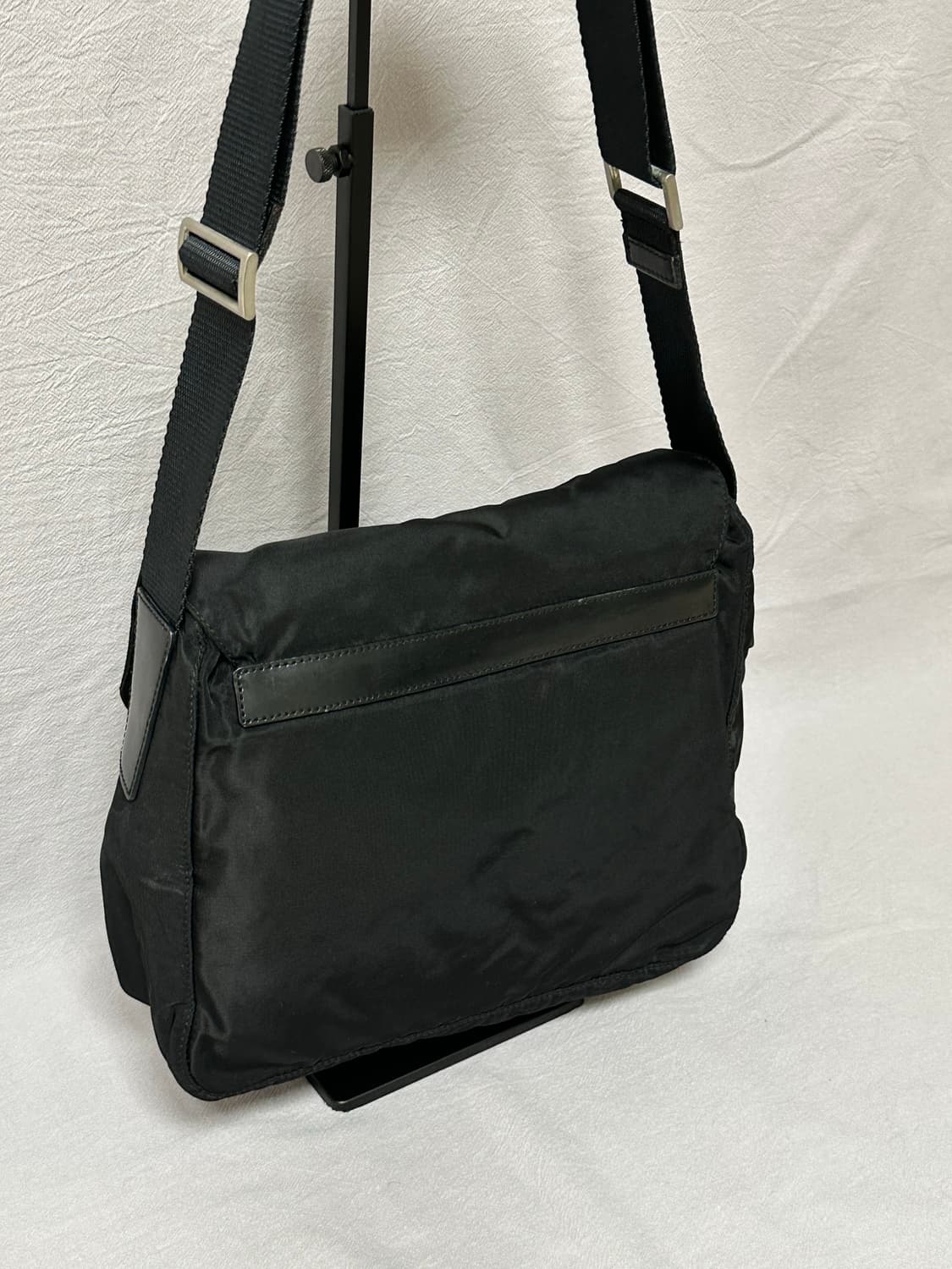 (A급)프라다 버클 크로스백 나일론 테수토 포코노 주우재백 상품이미지8