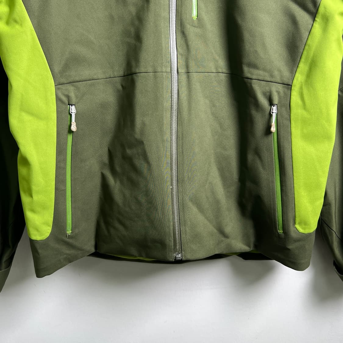 파타고니아 인슐레이티드 파우더 볼 바람막이 자켓 S 상품이미지5