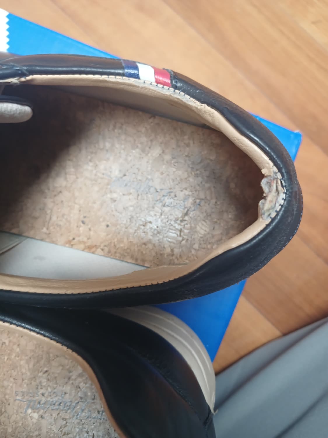 듀퐁 스니커즈 네이비 44(275) 상품이미지3